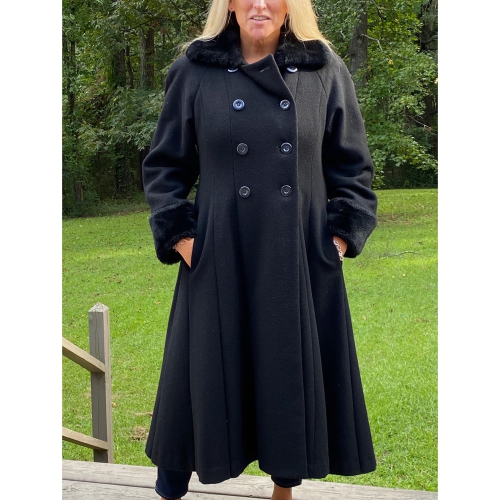 Donnybrook Black Wool Princess Coat Vintage 90’s